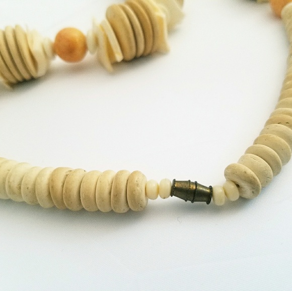Boho Shell Wood Beaded Stacked Geometric Necklace - Picture 4 of 4